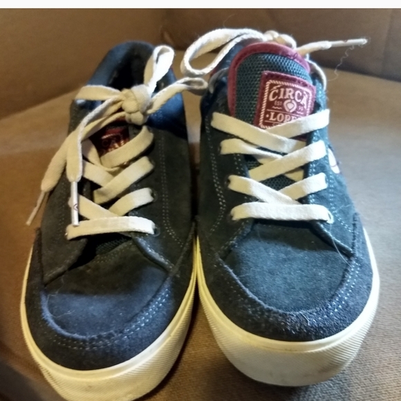 Circa Unisex Board Shoes size 8 (7.5) - Picture 6 of 7